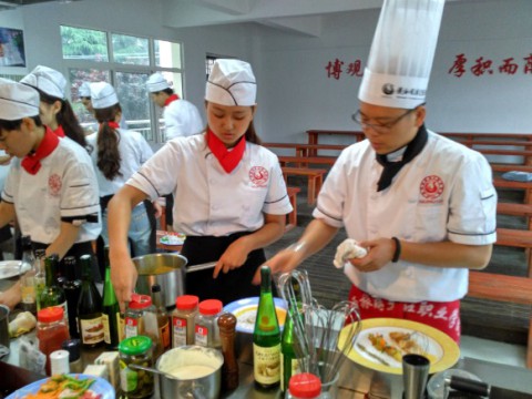 beat365平台官方网站选修课顺利开班