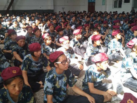 beat365官网2017级普法专题讲座开班