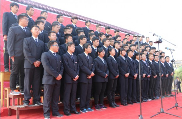 beat365官网“纪念长征胜利80周年”合唱比赛成功举行