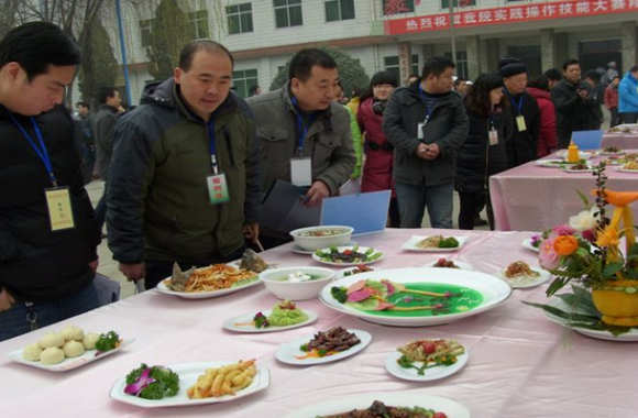 beat365官网举办的中、西餐技能大赛顺利举行并取得圆满成功