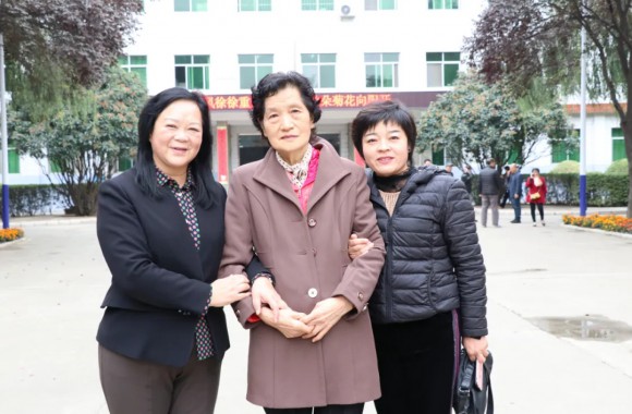 故地重游叙旧情 把酒言欢话重阳|中国烹饪大师秦桂芳一行回校看望师生