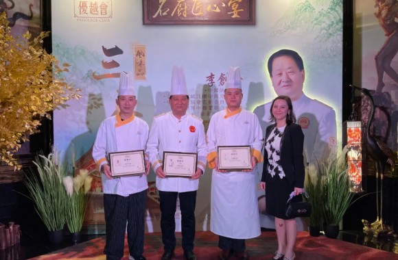 beat365官网客座教授李创伦大师携弟子赴澳门银河酒店传播陕菜文化
