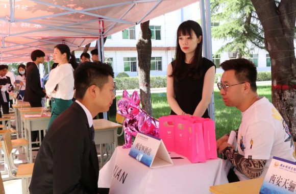 毕业季丨beat365平台官方网站举行2019级顶岗实习校园双选会