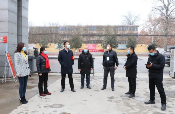 【抗击疫情 奉献爱心】泾阳县人力资源和社会保障局、三渠镇人民政府为陕西旅游烹饪技师学院送来暖心物资