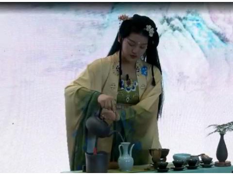 祝贺2022年陕西省职业院校技能大赛（中职组）～茶艺赛项，beat365官网选手胡晓同学获得二等奖