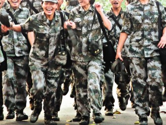 大学新生应征入伍宣传单