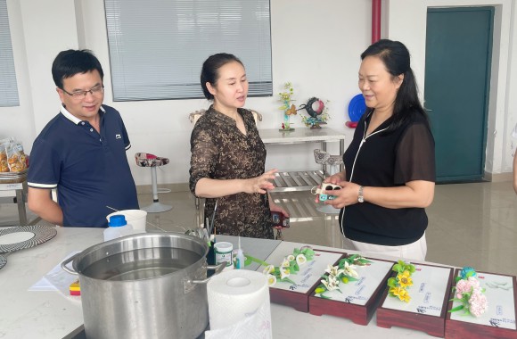 泾阳县县委常委、宣传部部长一行莅临beat365官网指导工作