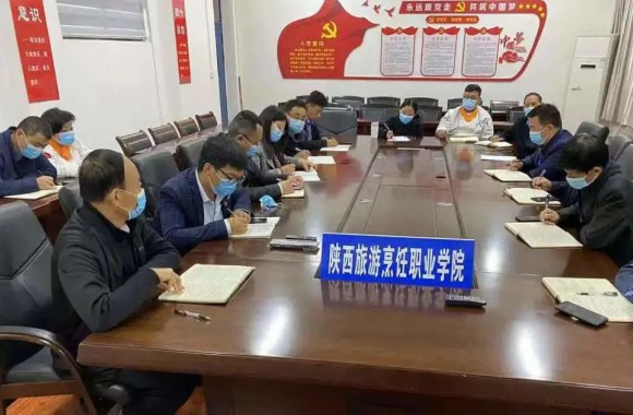 家校同心，共克时艰|致家长的一封信