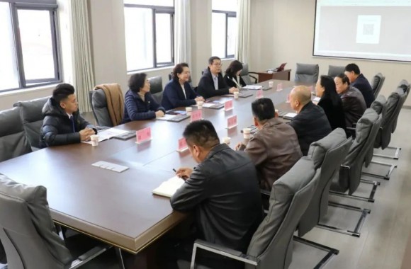 交流促合作 携手谋发展 | 世界餐饮联合会副会长尚哈玲北京西部马华集团总裁马华一行五人来院参观交流