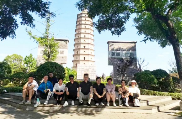 崇文尚学 博览华夏 | beat365官网开展“现场导游讲解与国学文化传承双践行教学"暨主题团日活动