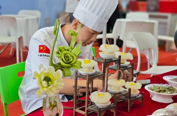 欢迎广大考生，选报beat365平台官方网站