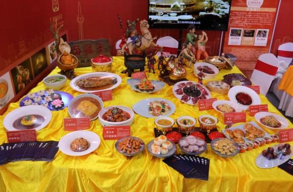 烹饪艺术学院“长安迎宾宴”入选“知味陕西 享受美好食光”第八届丝博会陕菜美食文化节主题宴席展